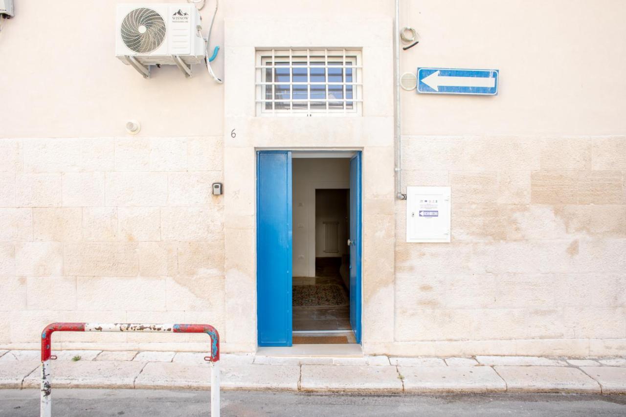 Senso Unico: Nuovo Appartamentino In Centro Bisceglie Buitenkant foto